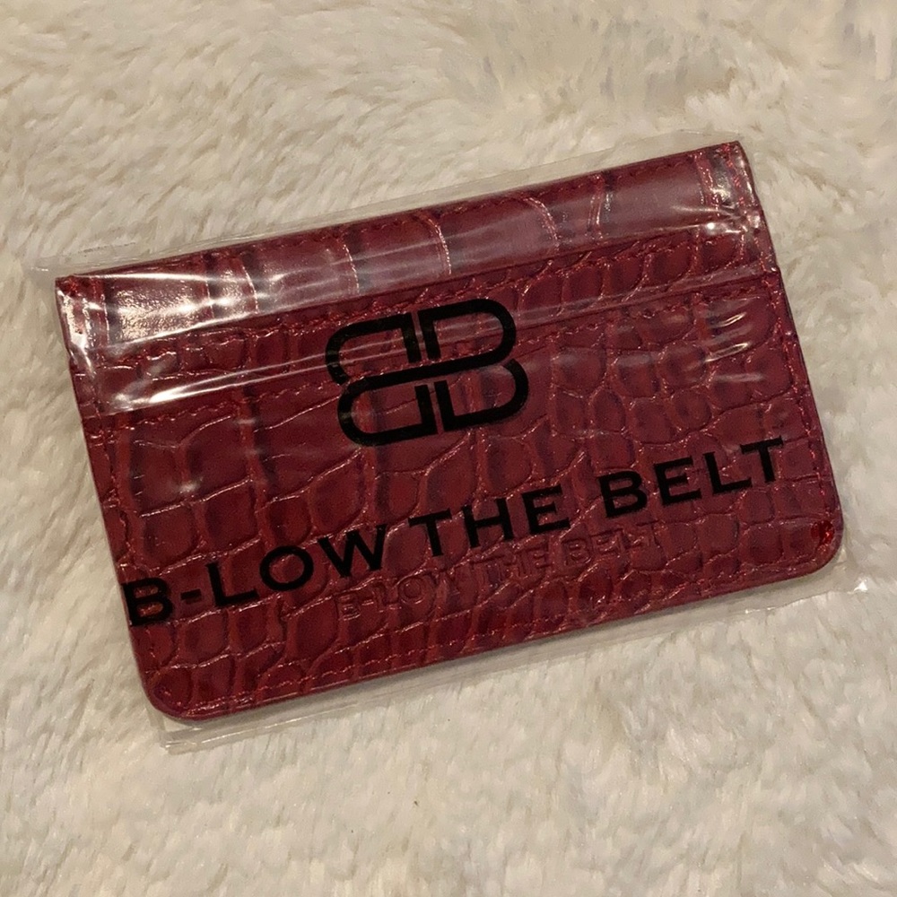 Below The Belt Croc Card Case